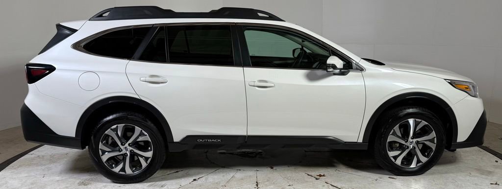 Used 2022 Subaru Outback Limited image 8