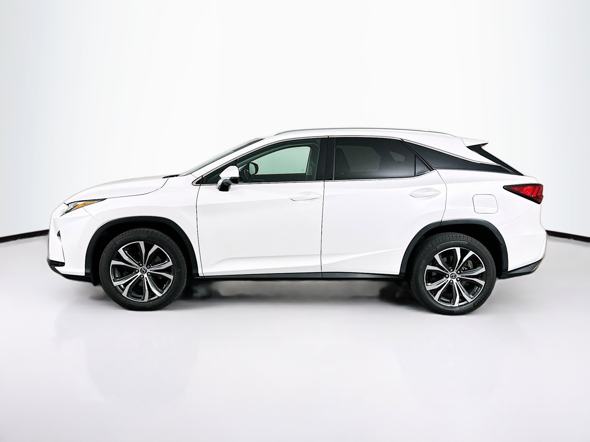Used 2018 Lexus RX 350 FWD w/ Premium Package image 4