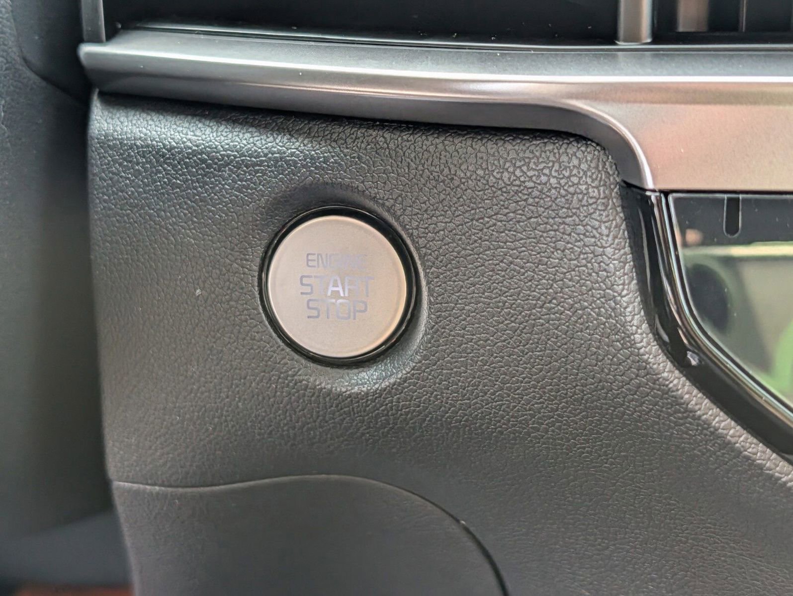 New 2026 Kia Sorento LX image 10