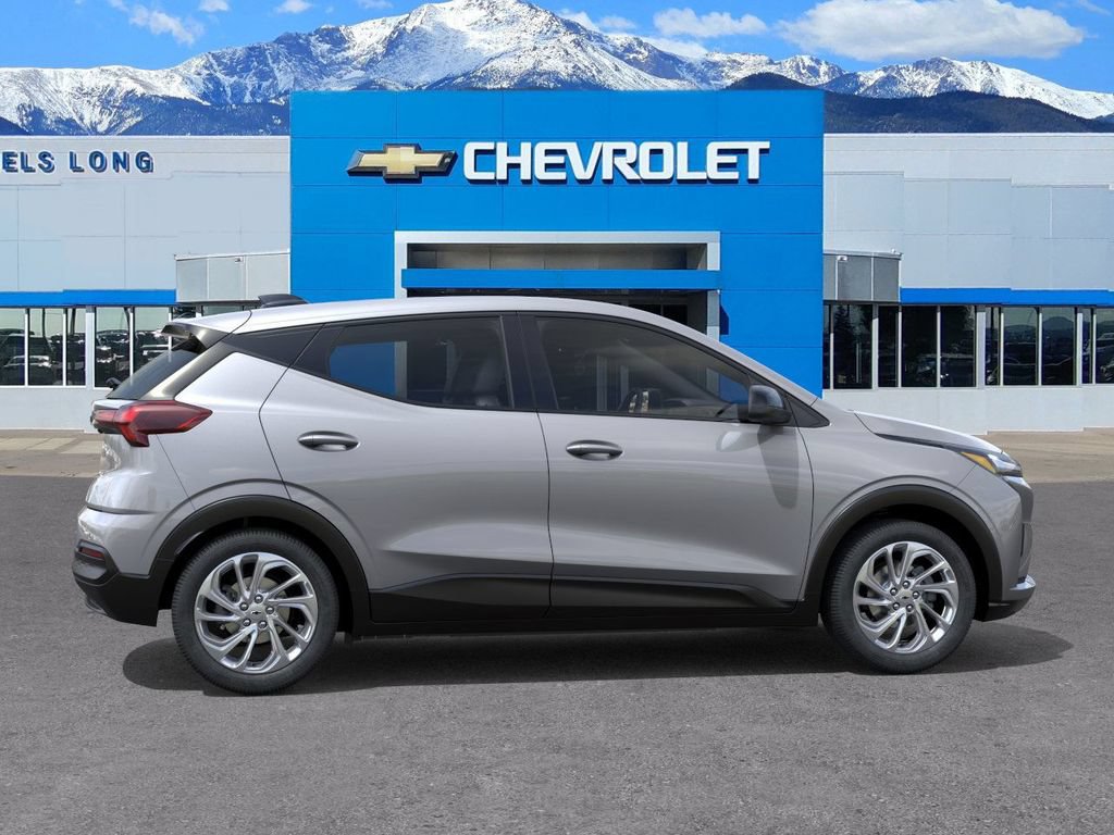 New 2027 Chevrolet Bolt LT w/ Comfort Package FWD image 5