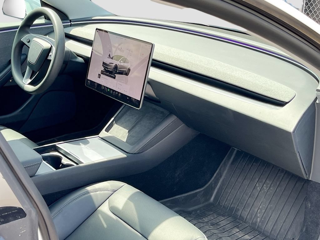 Used 2025 Tesla Model 3 Long Range RWD image 29
