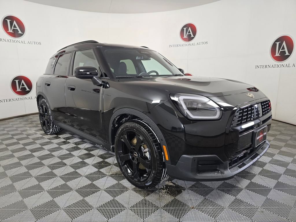 Used 2026 MINI Cooper Countryman S w/ Comfort Package Max image 1