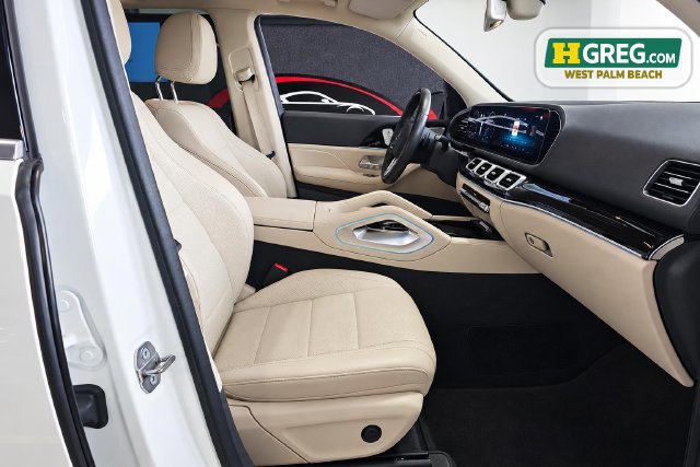 Used 2020 Mercedes-Benz GLE 350 w/ Premium Package image 11