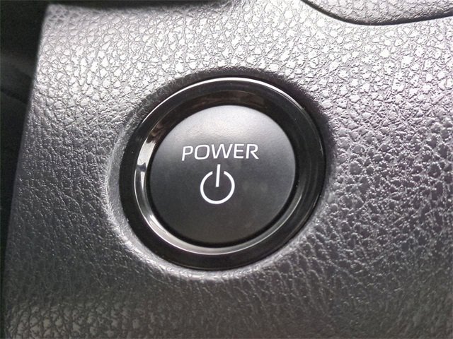 Used 2025 Toyota Camry SE image 25