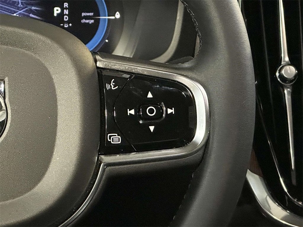 Used 2024 Volvo S60 T8 Plus image 22