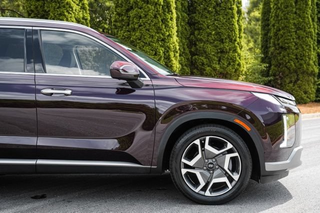 Used 2023 Hyundai Palisade Limited FWD image 14