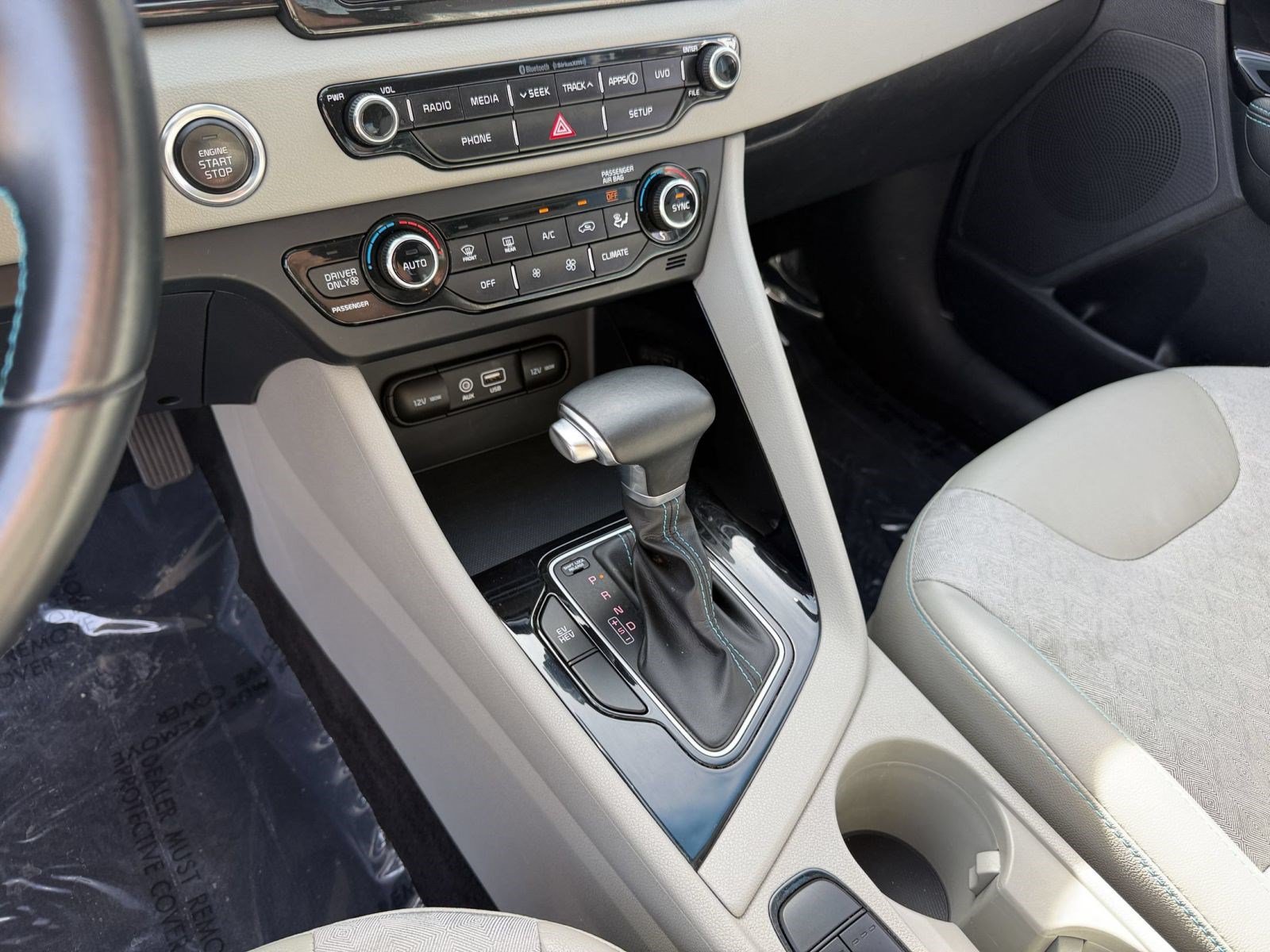 Used 2019 Kia Niro EX FWD image 18