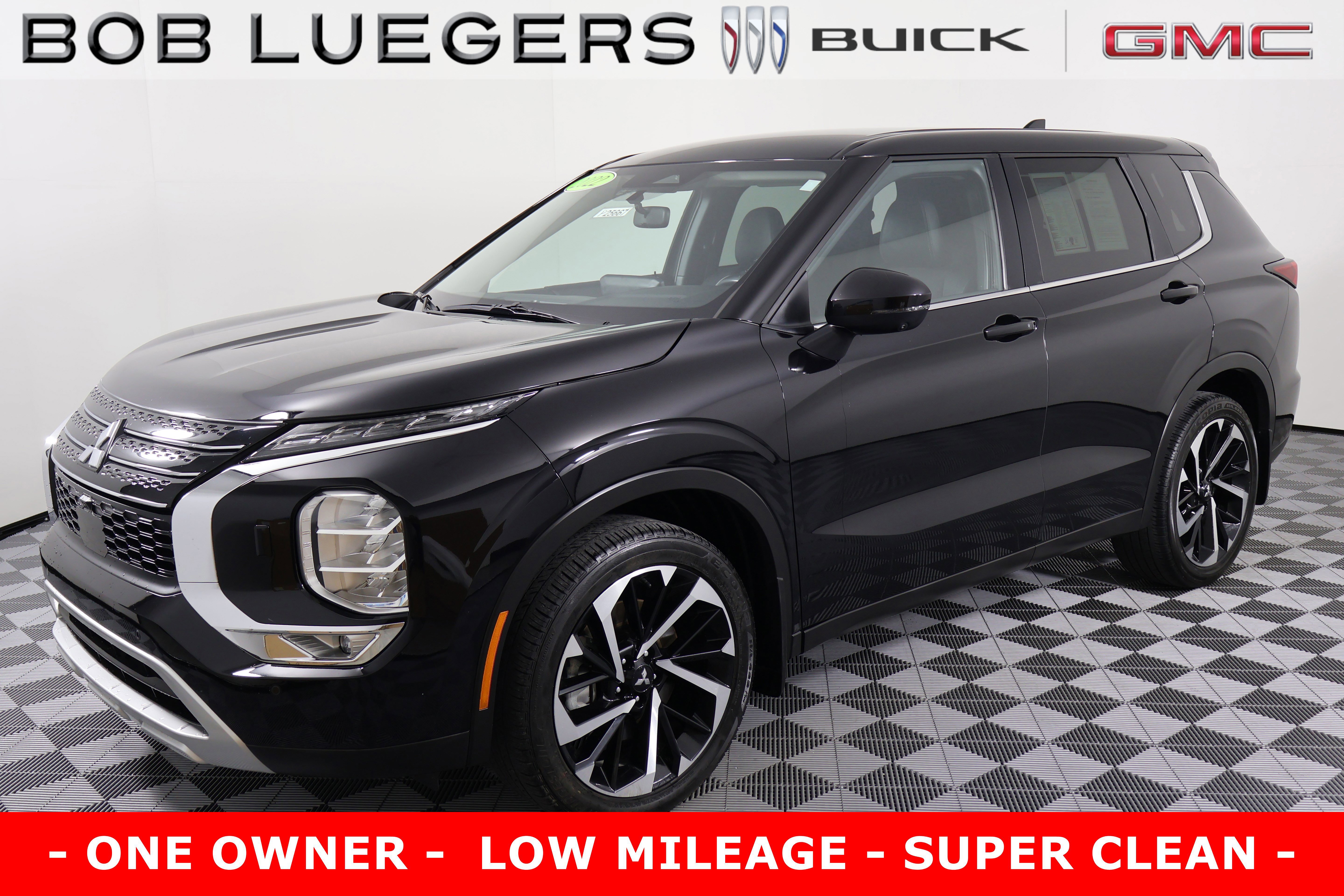 Used 2022 Mitsubishi Outlander SE image 4