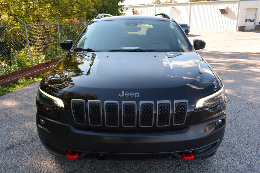 Used 2022 Jeep Cherokee Trailhawk AWD/4WD image 2