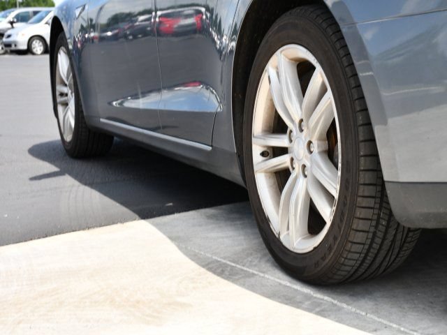 Used 2014 Tesla Model S RWD image 11