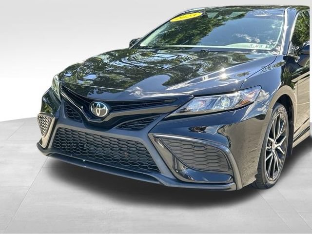 Used 2023 Toyota Camry SE w/ Cold Weather Package AWD/4WD image 9