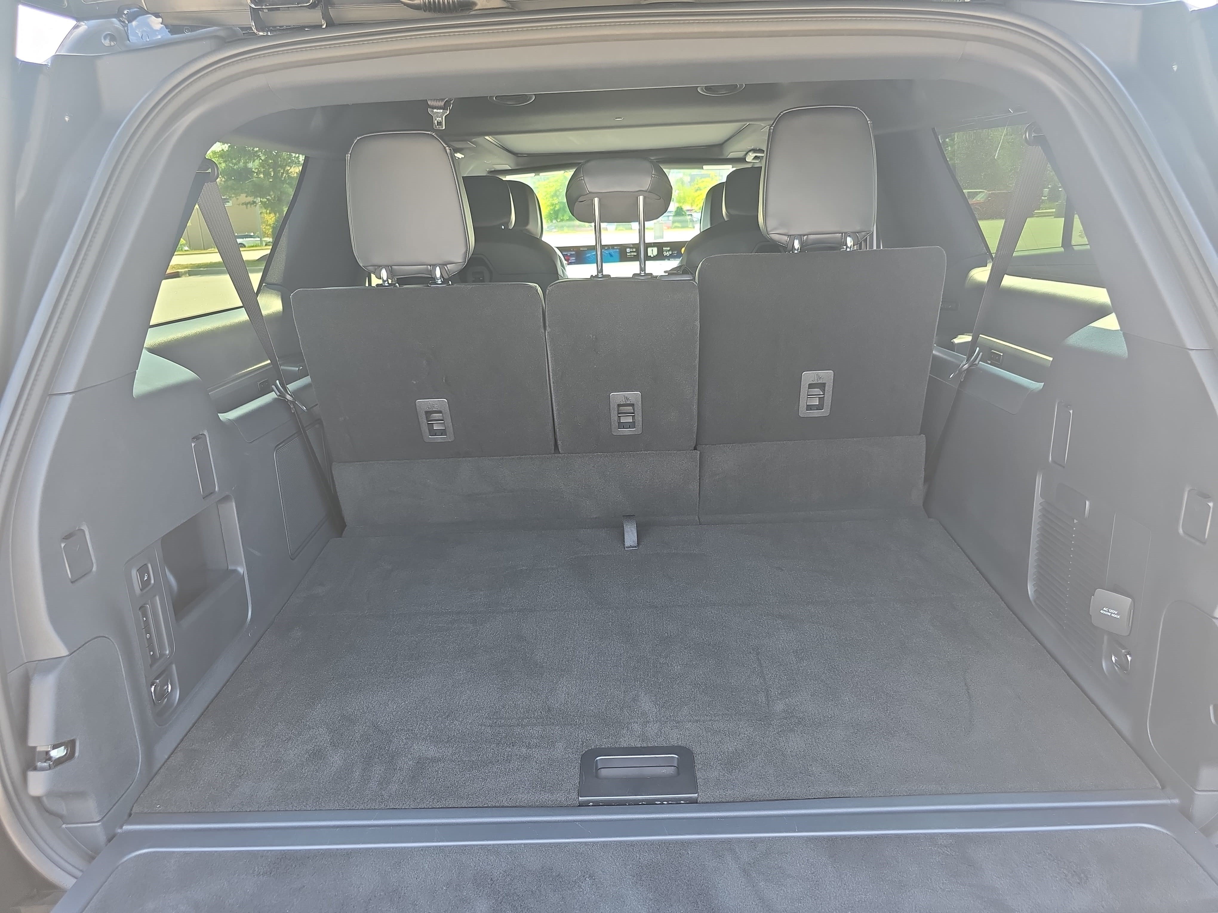 New 2026 Lincoln Navigator L Reserve w/ Jet Appearance Package AWD/4WD image 14