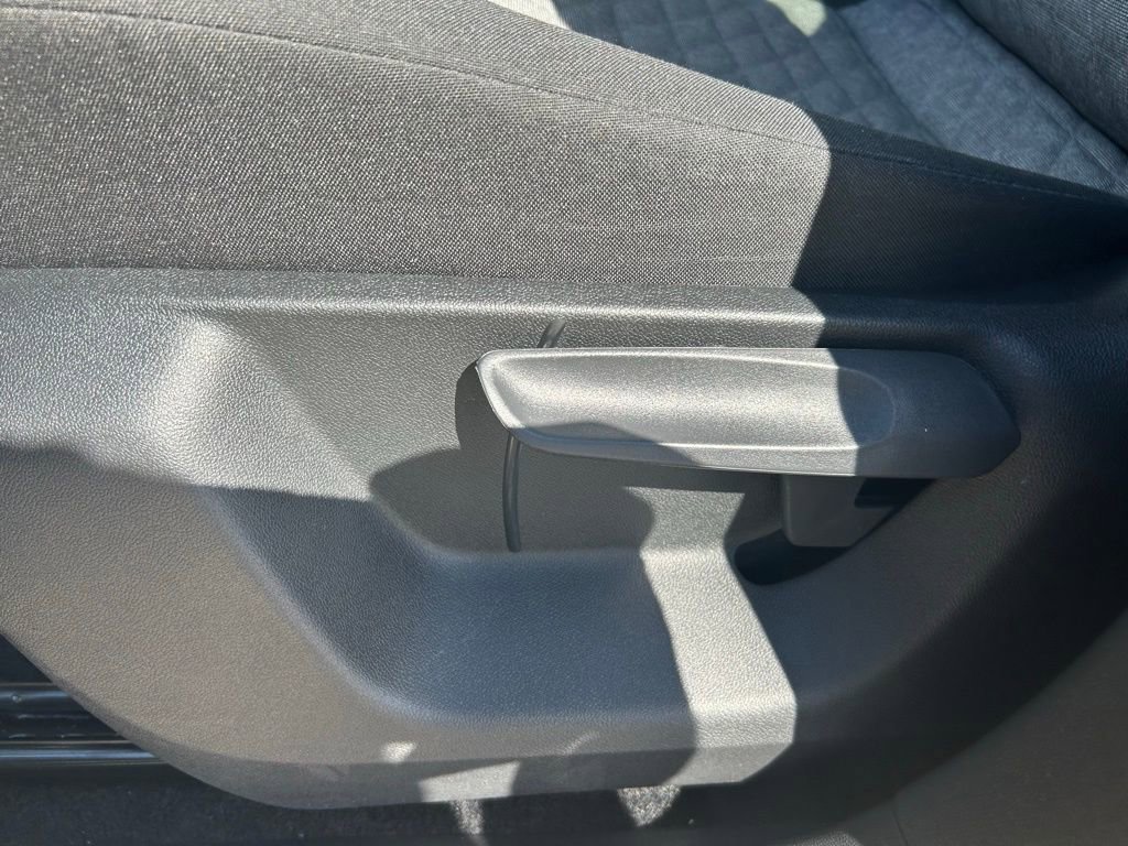 Certified 2025 Volkswagen Tiguan S image 52