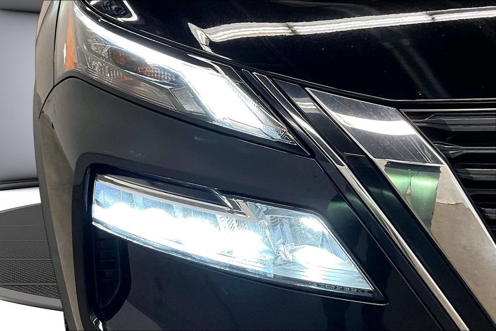 Used 2021 Nissan Rogue SV w/ Premium Package AWD/4WD image 30