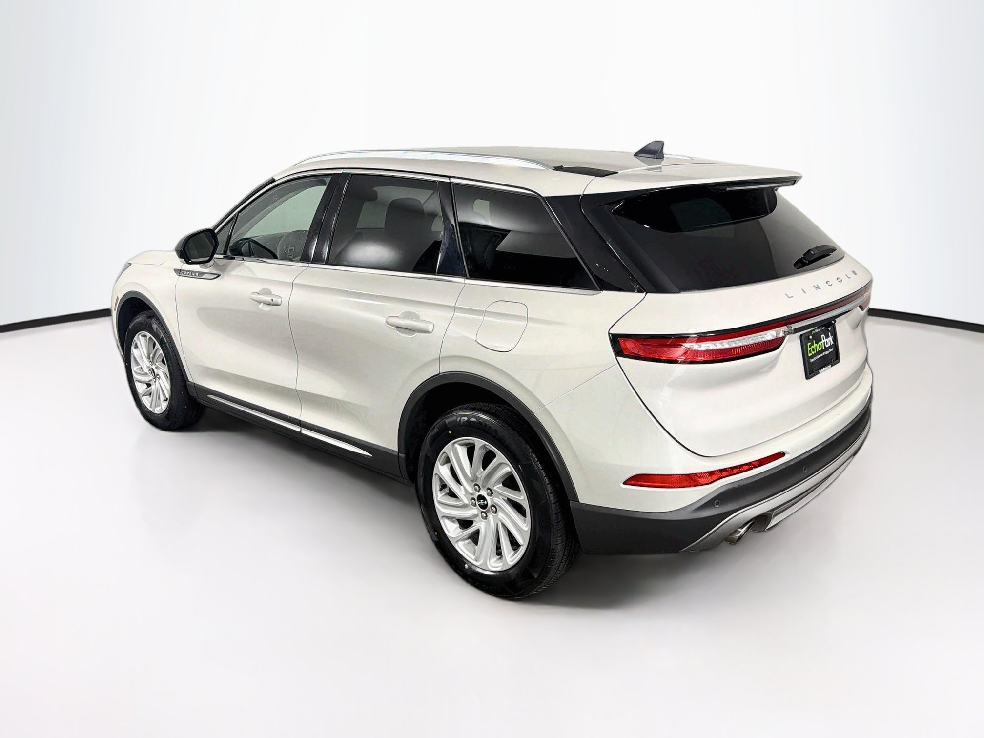 Used 2022 Lincoln Corsair FWD image 5