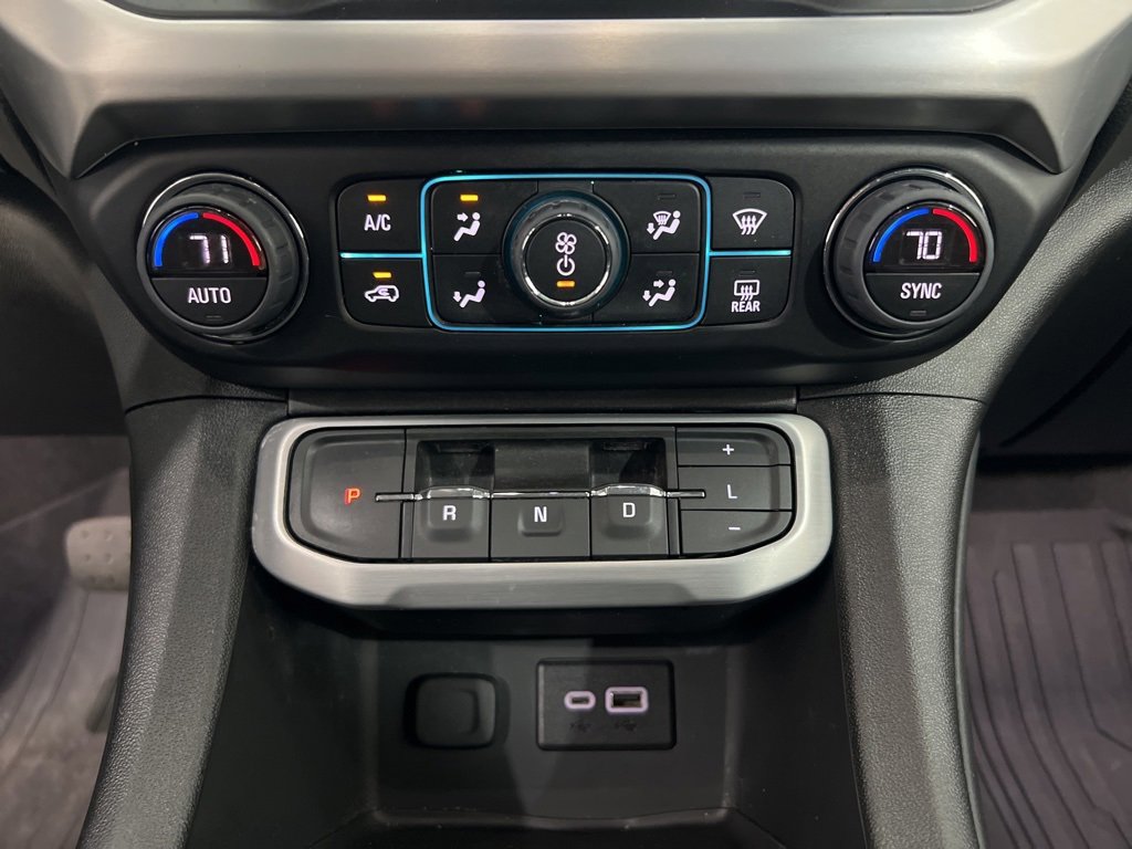 Used 2023 GMC Acadia SLE w/ LPO, Floor Liner Package image 14