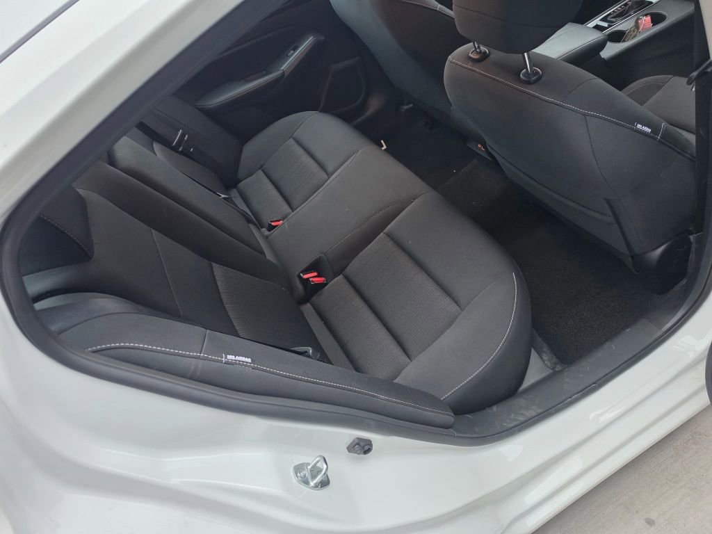 Used 2025 Nissan Altima 2.5 SV image 14