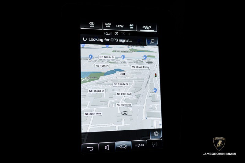 Used 2024 Lamborghini Huracan Tecnica image 50