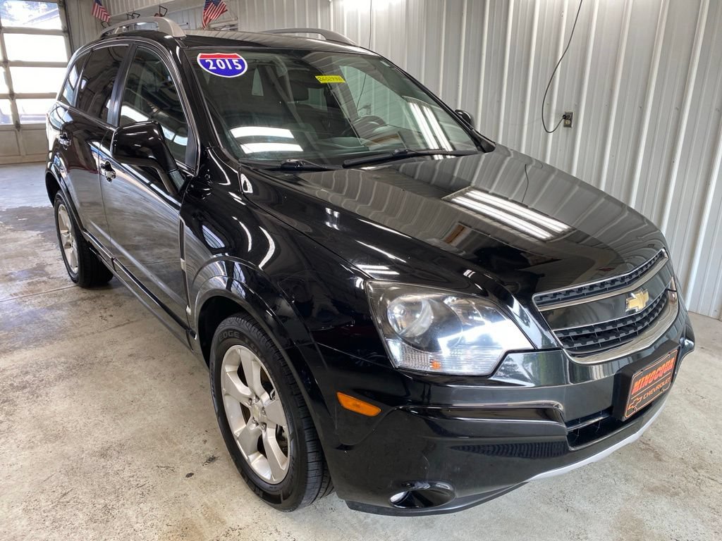 Used 2015 Chevrolet Captiva Sport LT FWD image 2