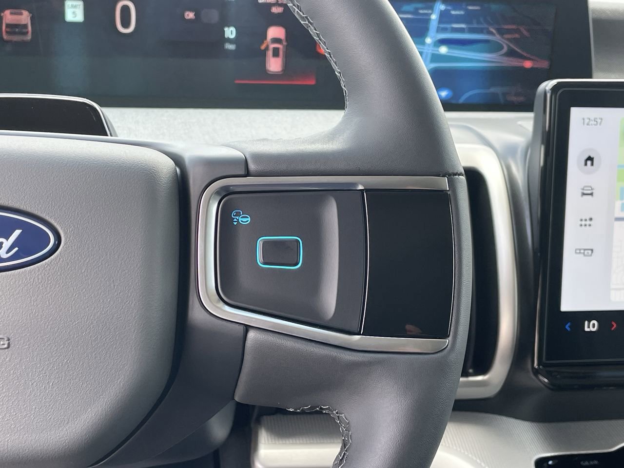 New 2026 Ford Expedition Max Active RWD image 32