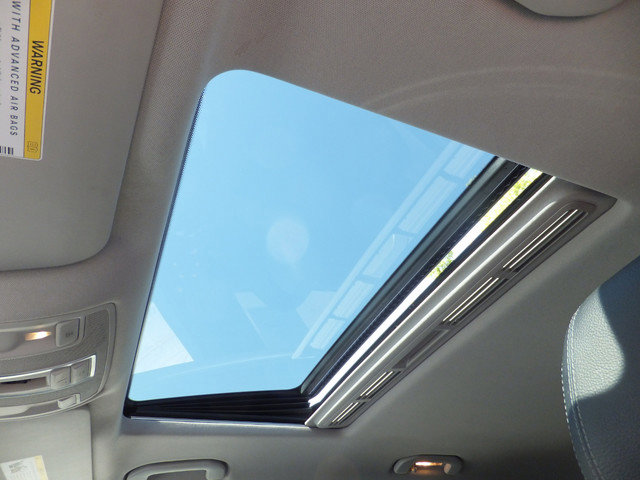 Used 2012 Mercedes-Benz ML 350 BlueTEC 4MATIC image 11