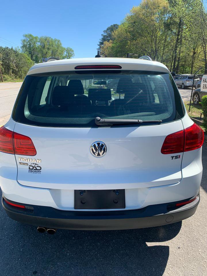 Used 2017 Volkswagen Tiguan Limited w/ Premium Package FWD image 5
