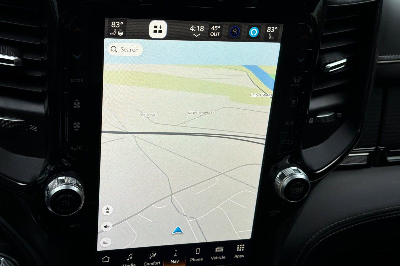 Used 2022 RAM 1500 Limited w/ Body Color Bumper Group image 18