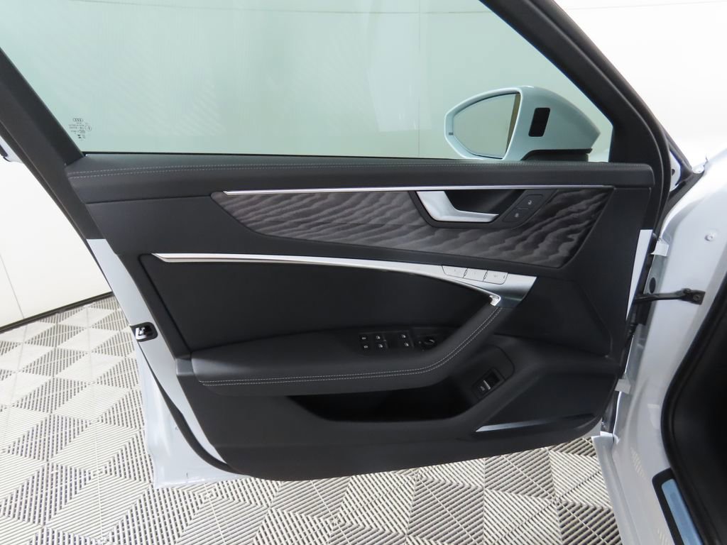 Used 2025 Audi A6 Premium Plus w/ Premium Plus Package image 25