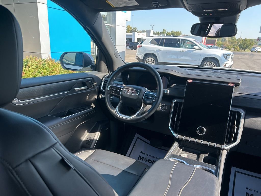 Used 2024 GMC Acadia Elevation image 19