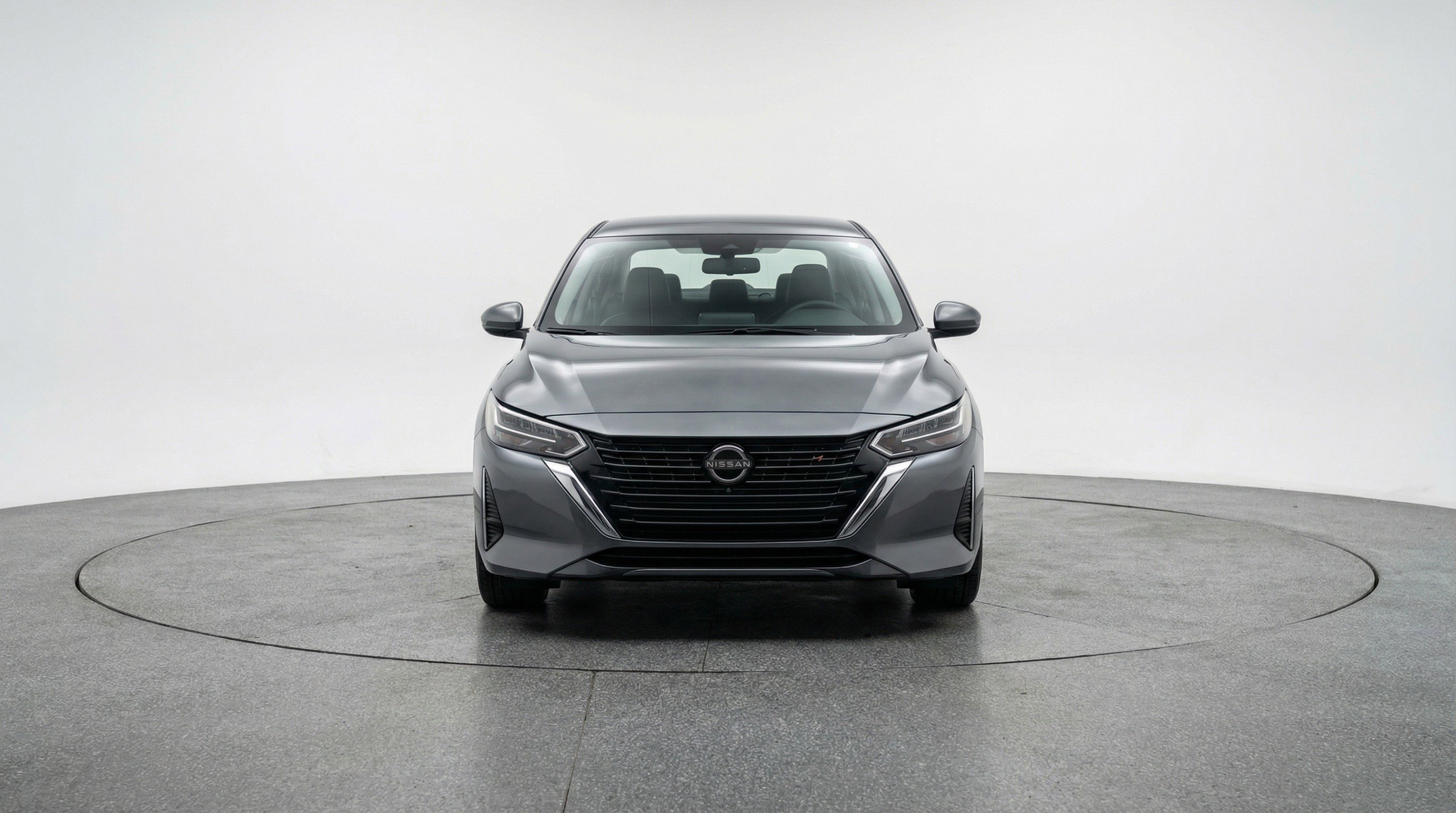 Used 2025 Nissan Sentra SV image 2