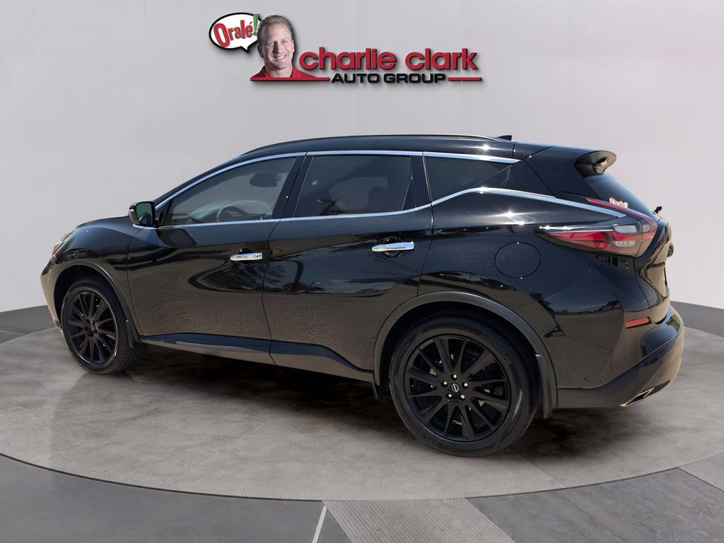 Used 2023 Nissan Murano SV w/ SV Midnight Edition Package FWD image 4