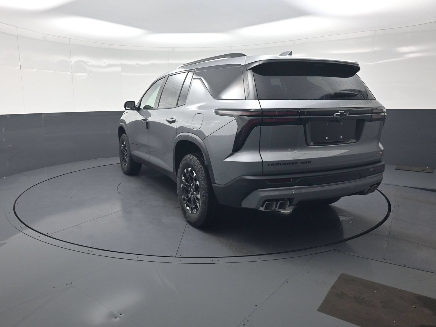 New 2027 Chevrolet Traverse Z71 w/ Enhanced Driving Package AWD/4WD image 5