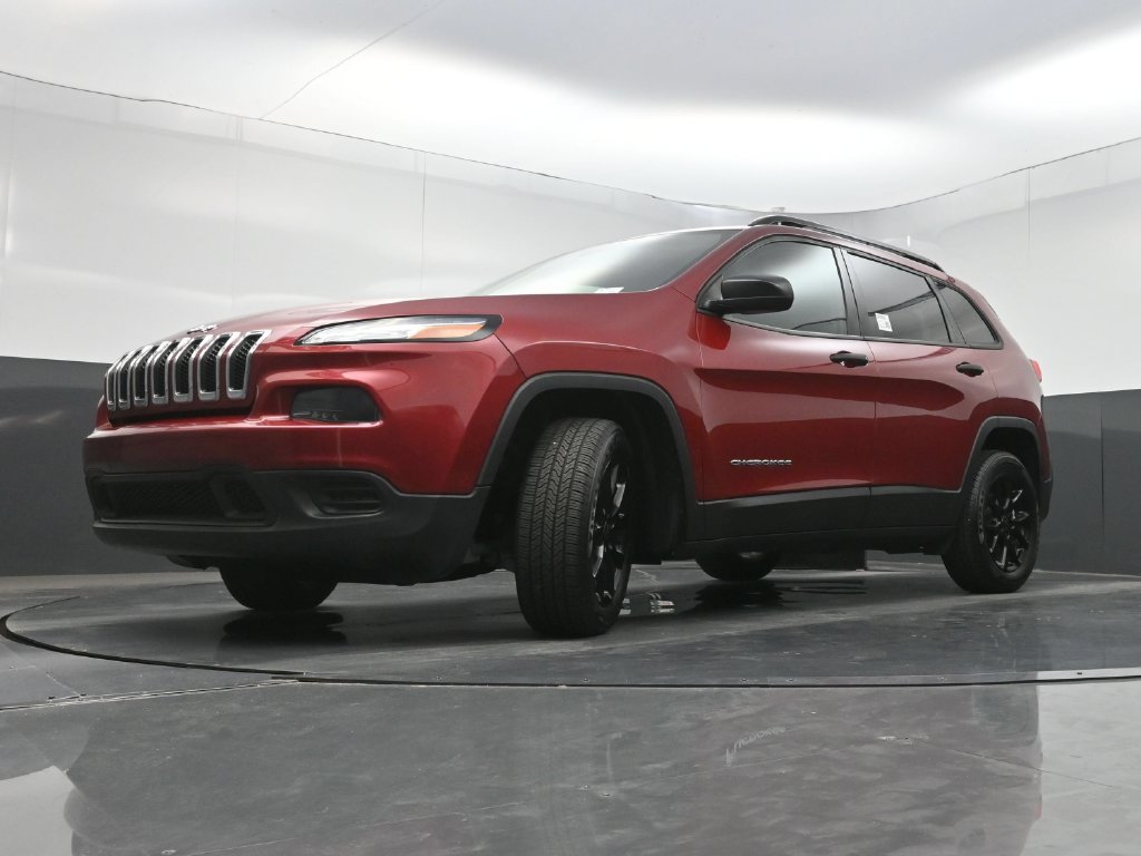 Used 2017 Jeep Cherokee Sport FWD image 22