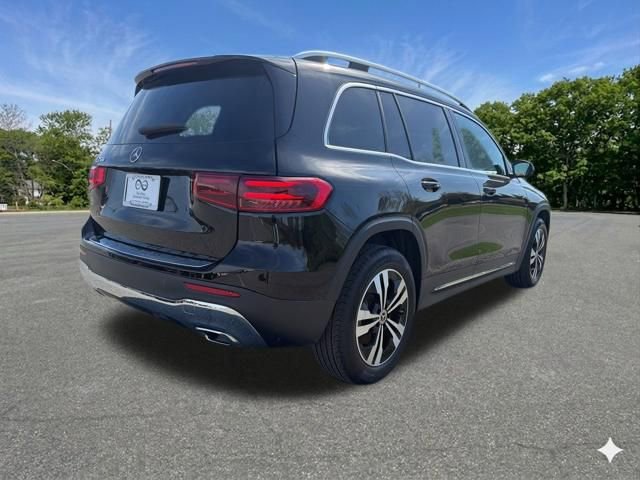 Used 2025 Mercedes-Benz GLB 250 image 9