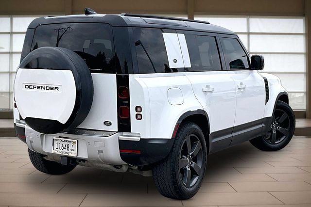 Used 2020 Land Rover Defender 110 HSE AWD/4WD image 2