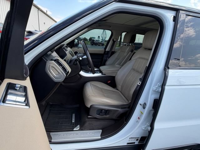 Used 2020 Land Rover Range Rover Sport HSE AWD/4WD image 13