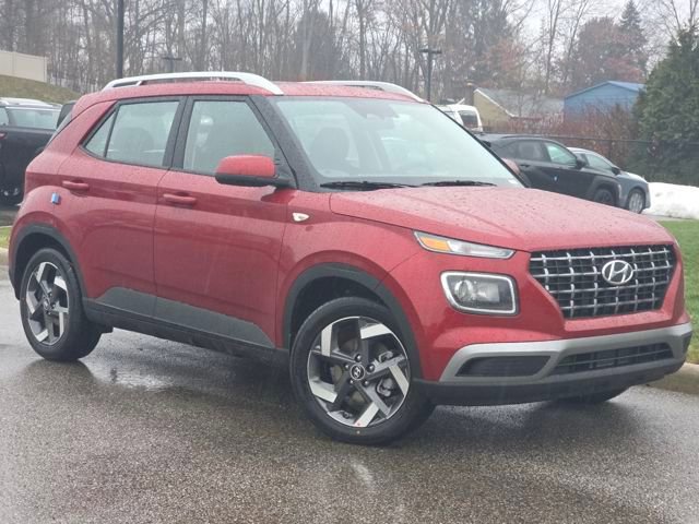 New 2026 Hyundai Venue SEL FWD image 2