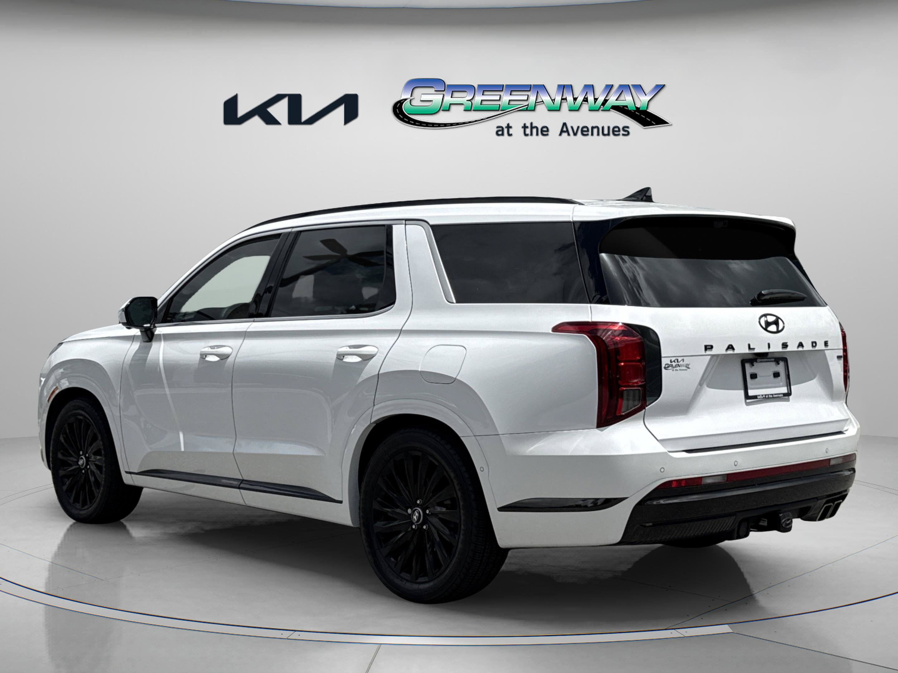 Used 2024 Hyundai Palisade Calligraphy AWD/4WD image 4
