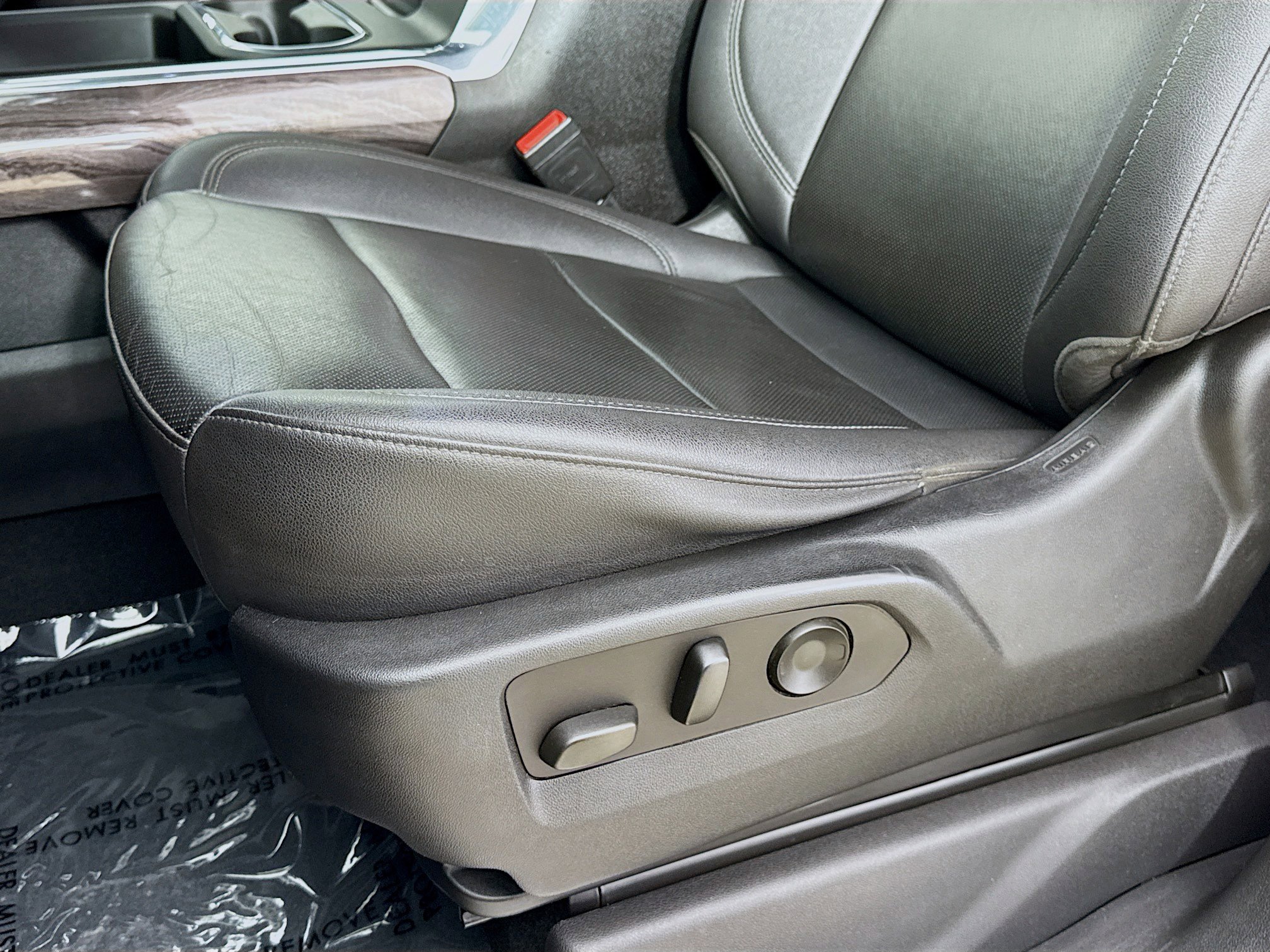 Used 2024 Chevrolet Silverado 2500 LTZ w/ LTZ Premium Package image 20