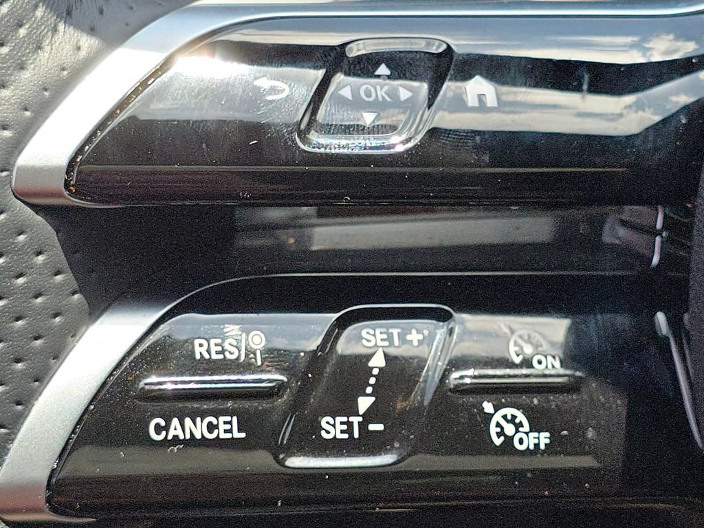 Certified 2026 Mercedes-Benz C 300 4MATIC Sedan image 36