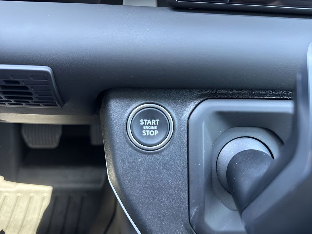 Used 2024 Land Rover Defender 110 S AWD/4WD image 23