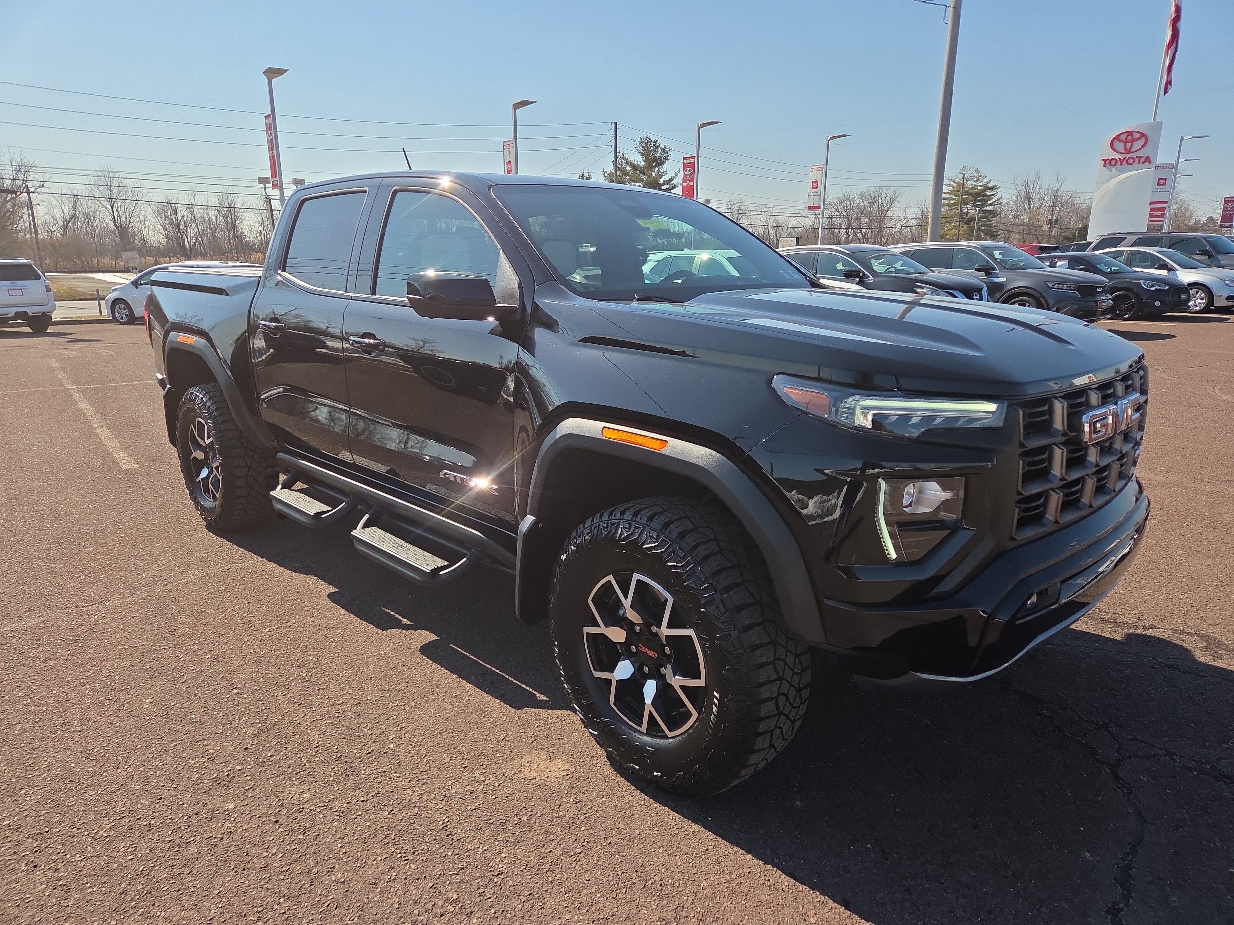 Used 2024 GMC Canyon AT4X AWD/4WD image 1