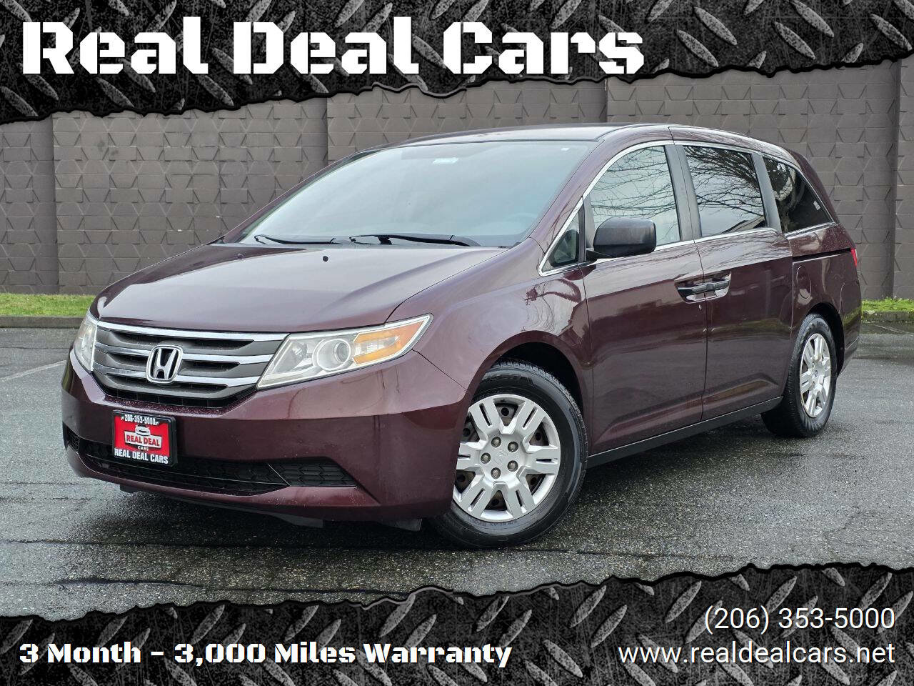 Used 2012 Honda Odyssey LX image 1
