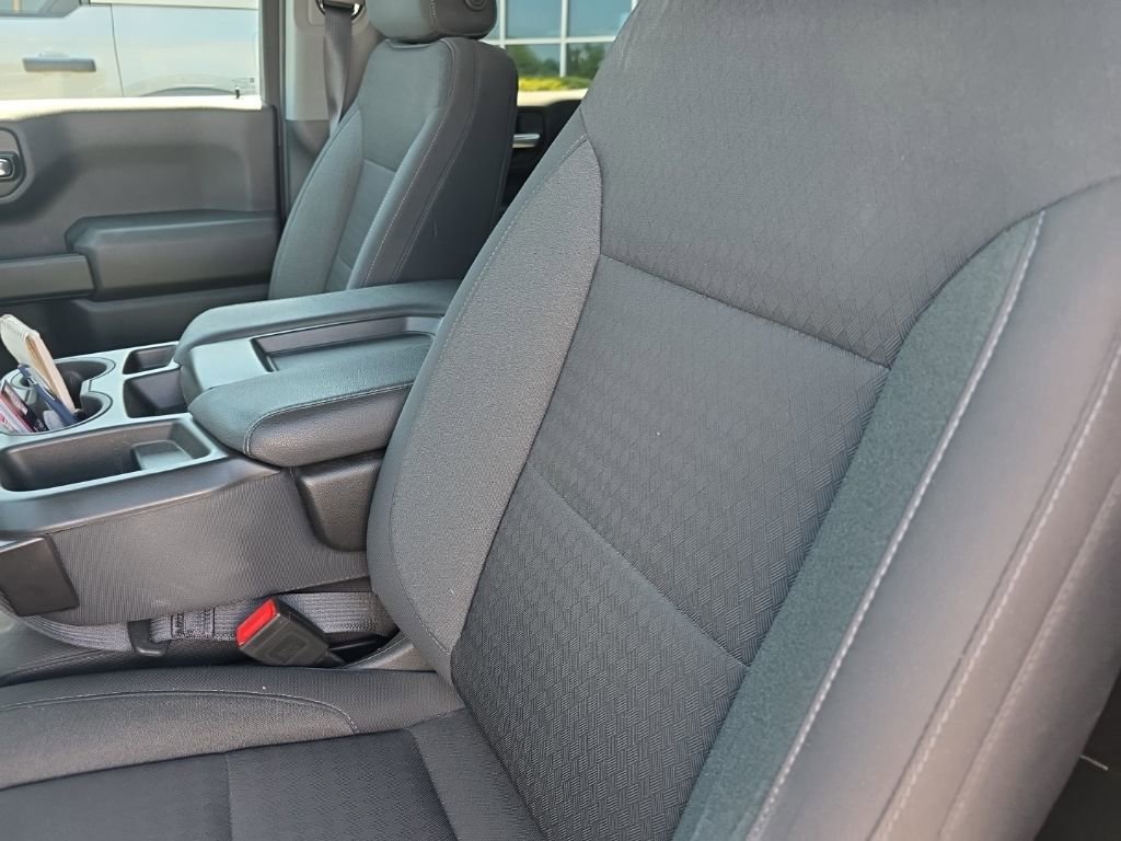 Used 2022 Chevrolet Silverado 1500 Custom image 14