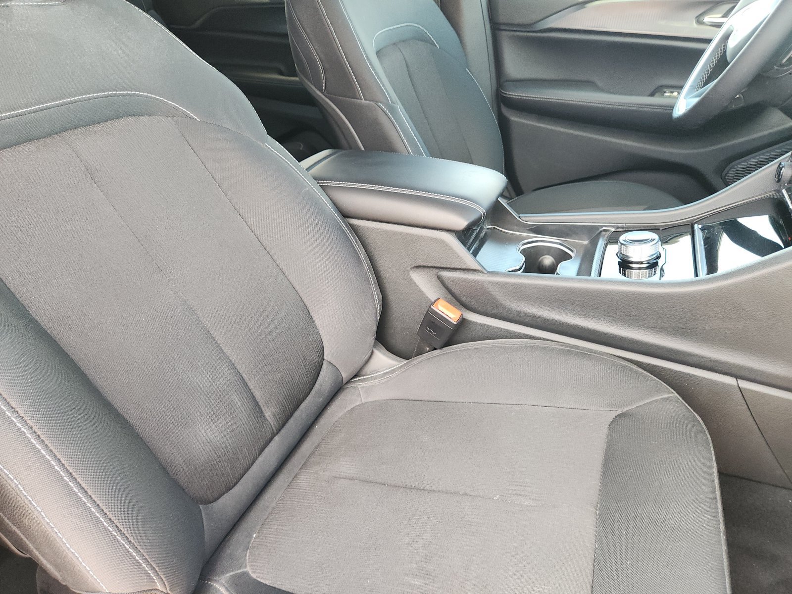 New 2026 Jeep Grand Cherokee L Laredo RWD image 14