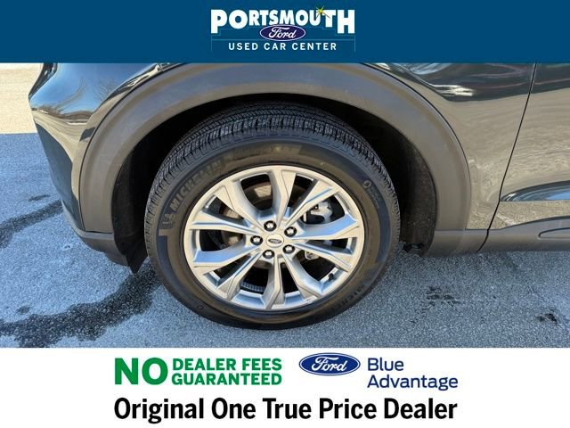Used 2022 Ford Explorer XLT w/ Equipment Group 202A image 30