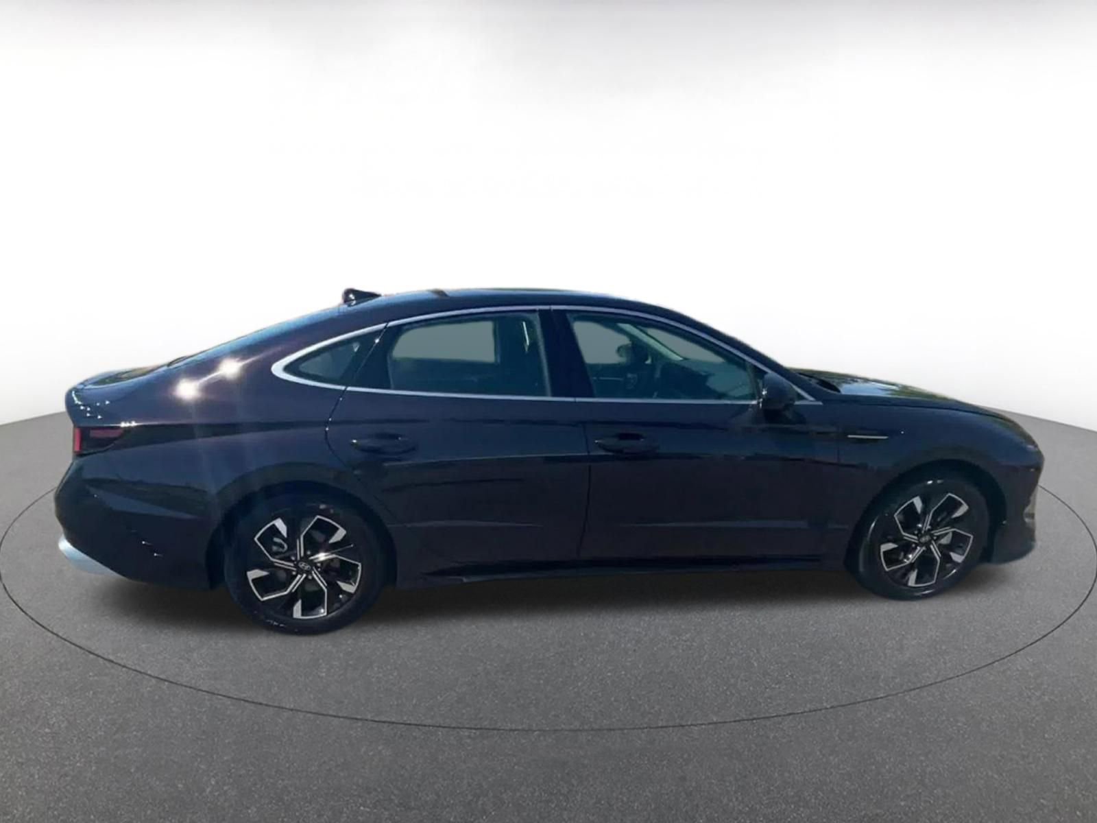 Used 2025 Hyundai Sonata SEL image 16