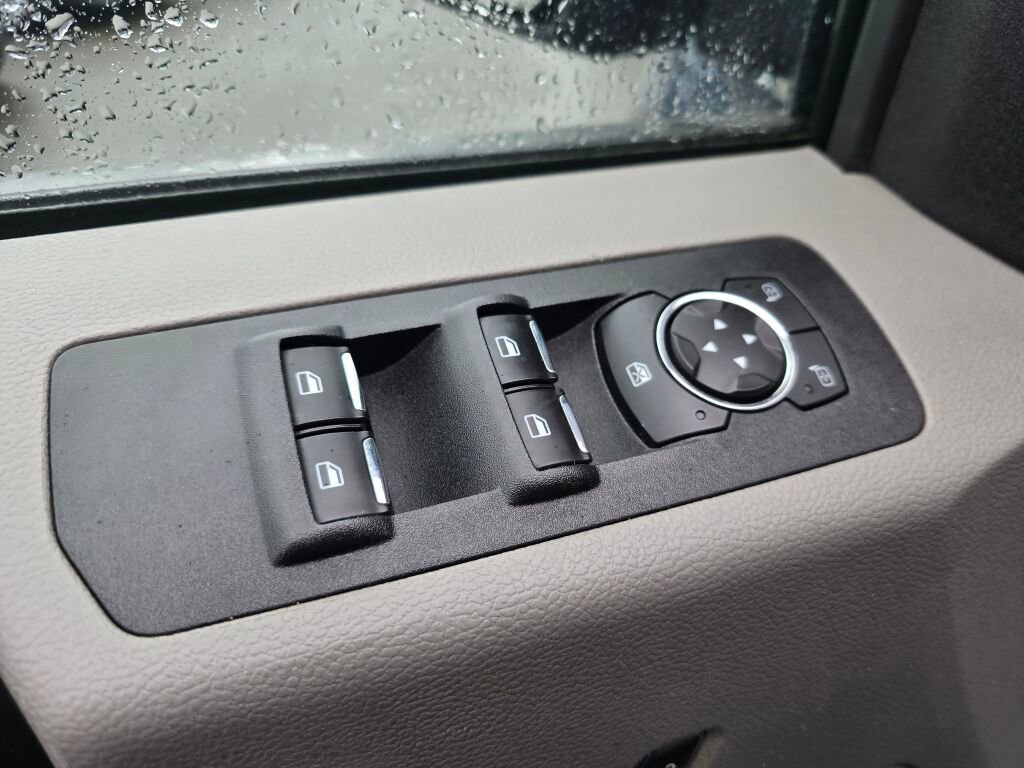 Used 2018 Ford F150 XLT w/ Equipment Group 302A Luxury image 17