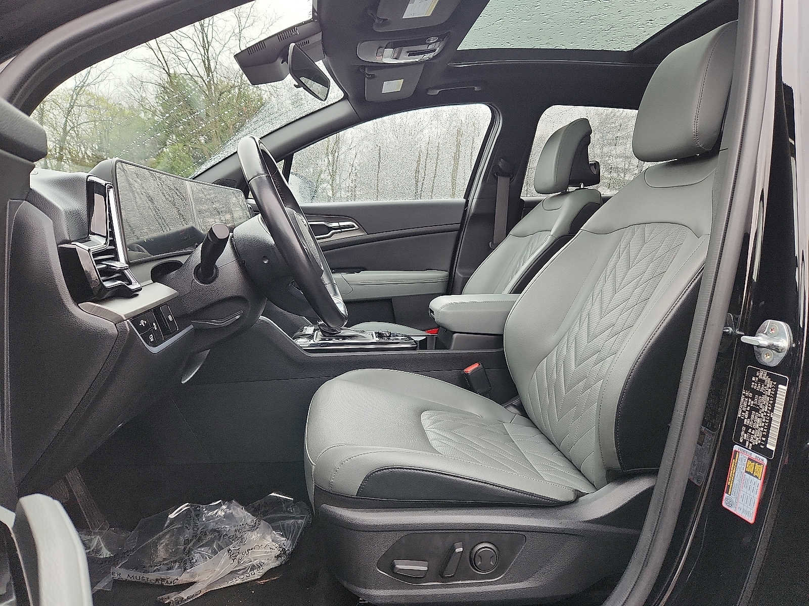 Used 2023 Kia Sportage X-Line w/ X-Line Premium Package image 13