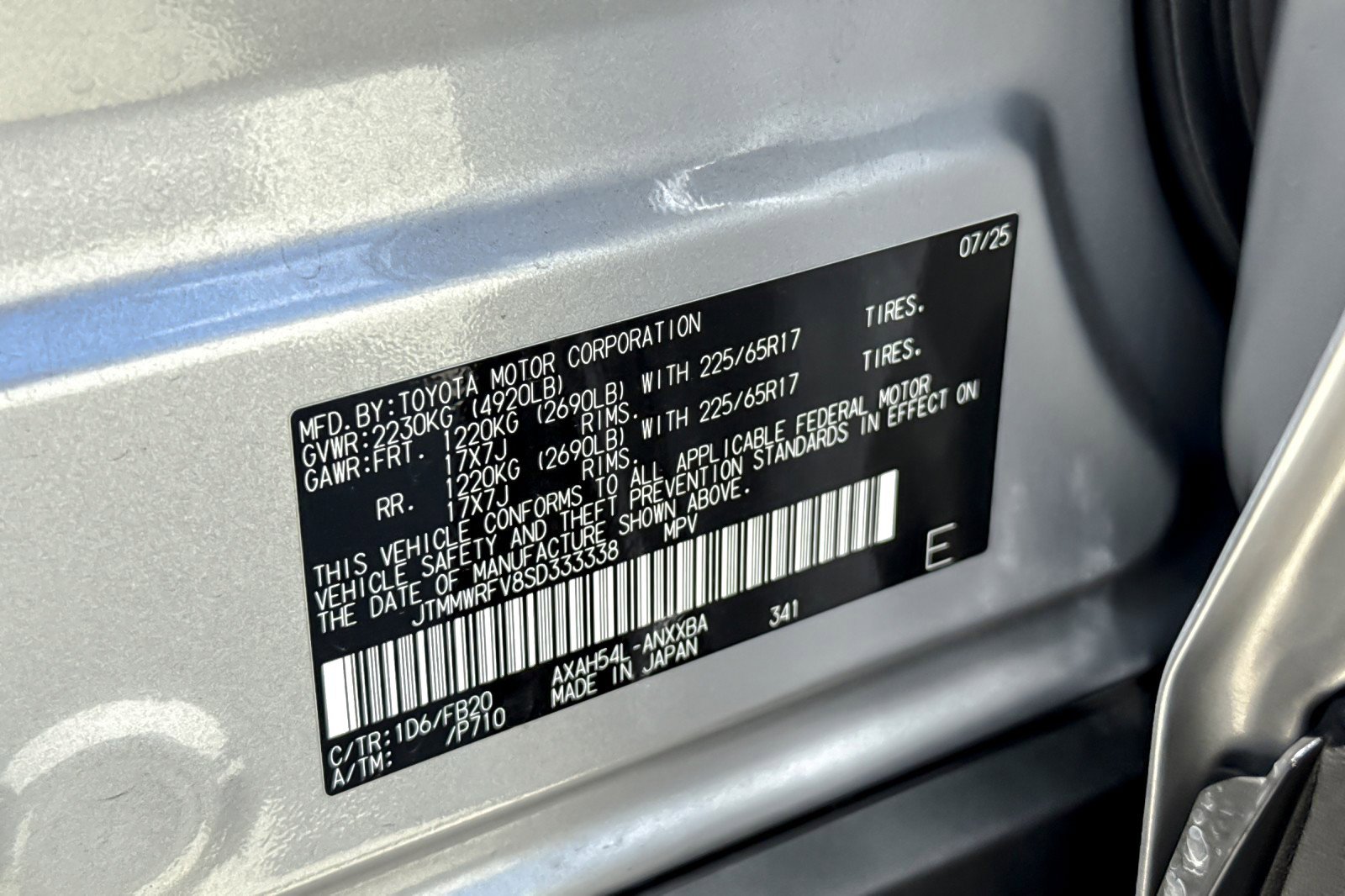 Certified 2025 Toyota RAV4 LE AWD/4WD image 26